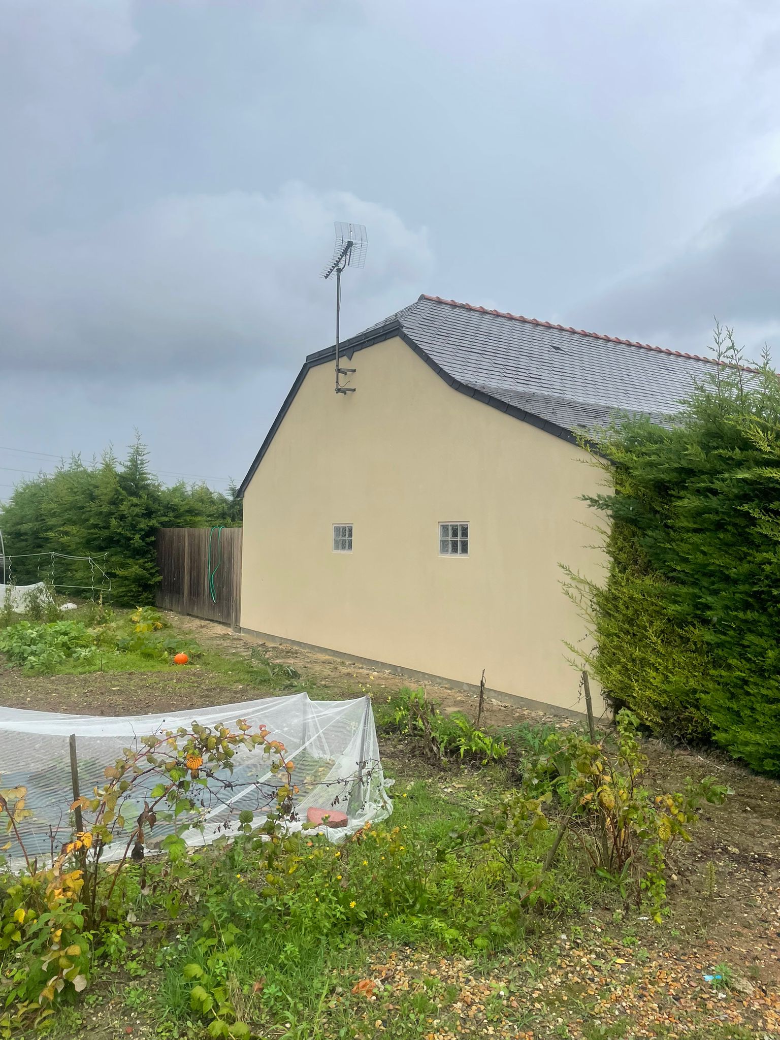 après le nettoyage des traces rouges