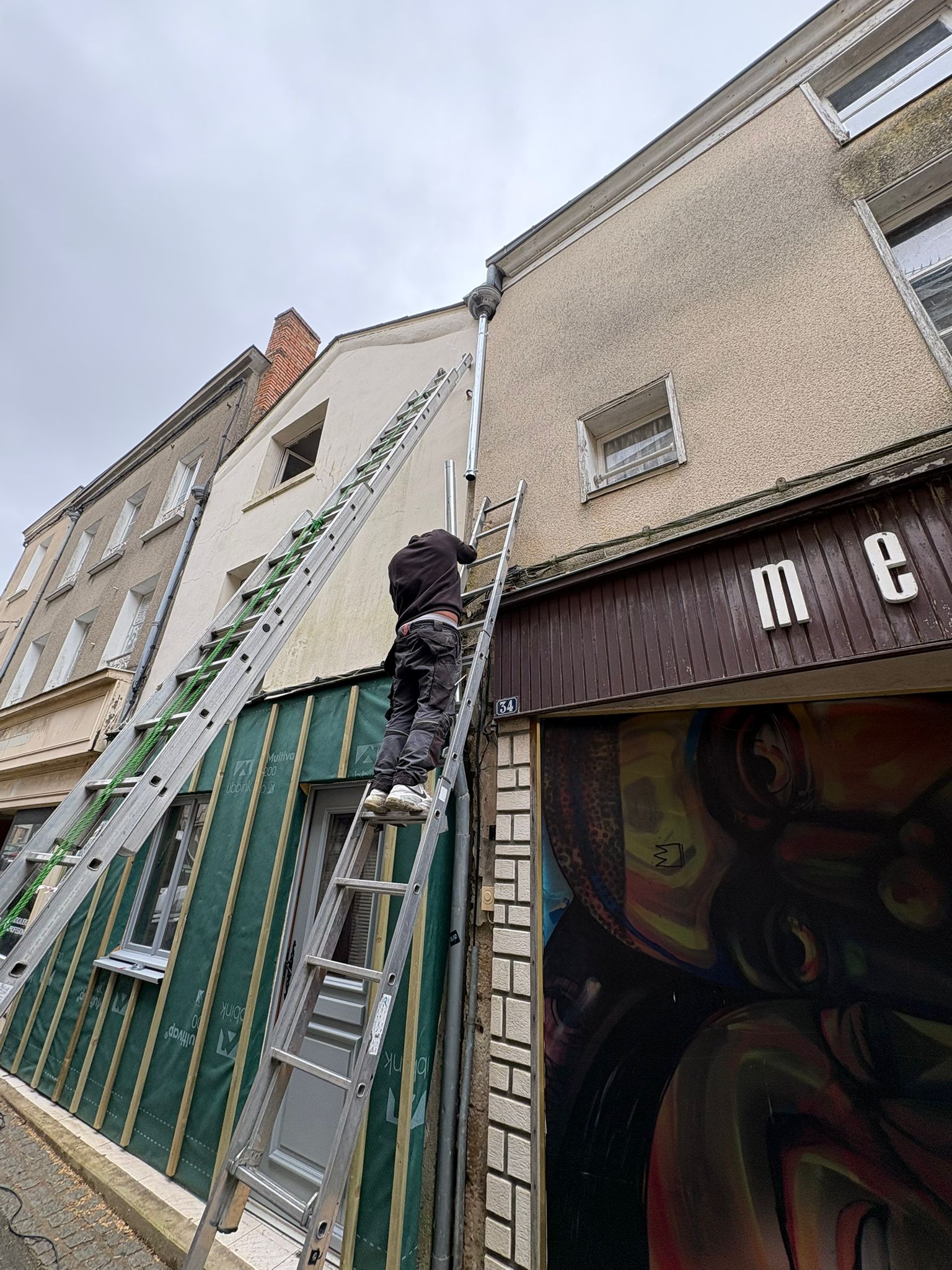 pose-gouttiere-a-thouars-2 pose d'une gouttière à Thouars